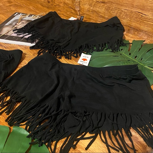 Women’s Black Fringe Hem Shorts from T-shirt Place 🇨🇦 Brand New sizes S & M - Picture 4 of 14